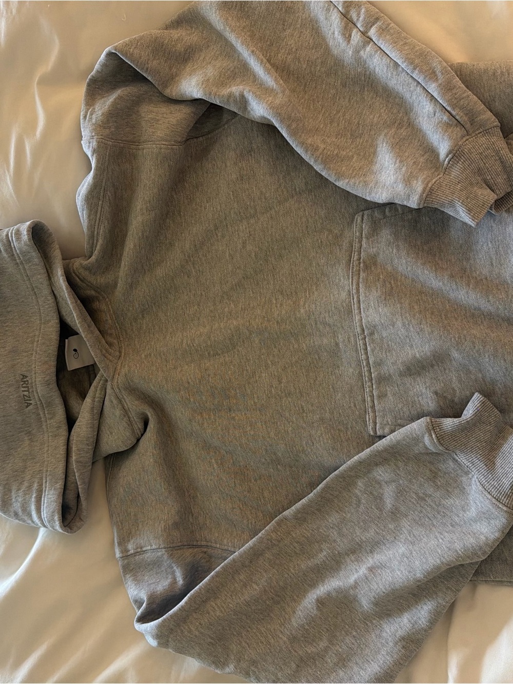 Aritzia Women’s Hoodie size S